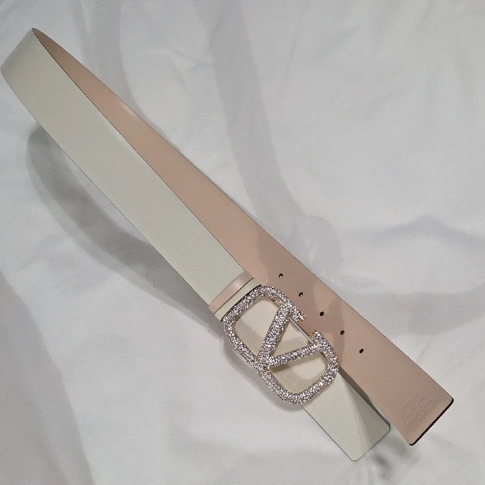 Valentino Garavani Cream Belt with Gold Sparkle Buckle - Picture 12 of 15